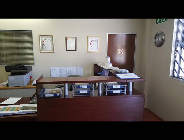 1,040M² WAREHOUSE TO LET IN KILLARNEY GARDENS